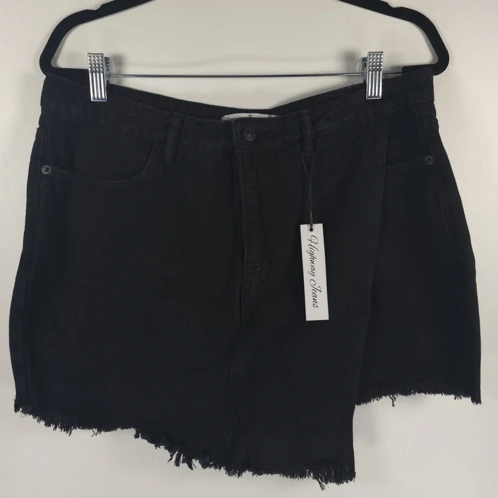 NWT HIGHWAY JEANS‎ Black Denim Faux Wrap Asymmetrical Cut Off Shorts Size 13
